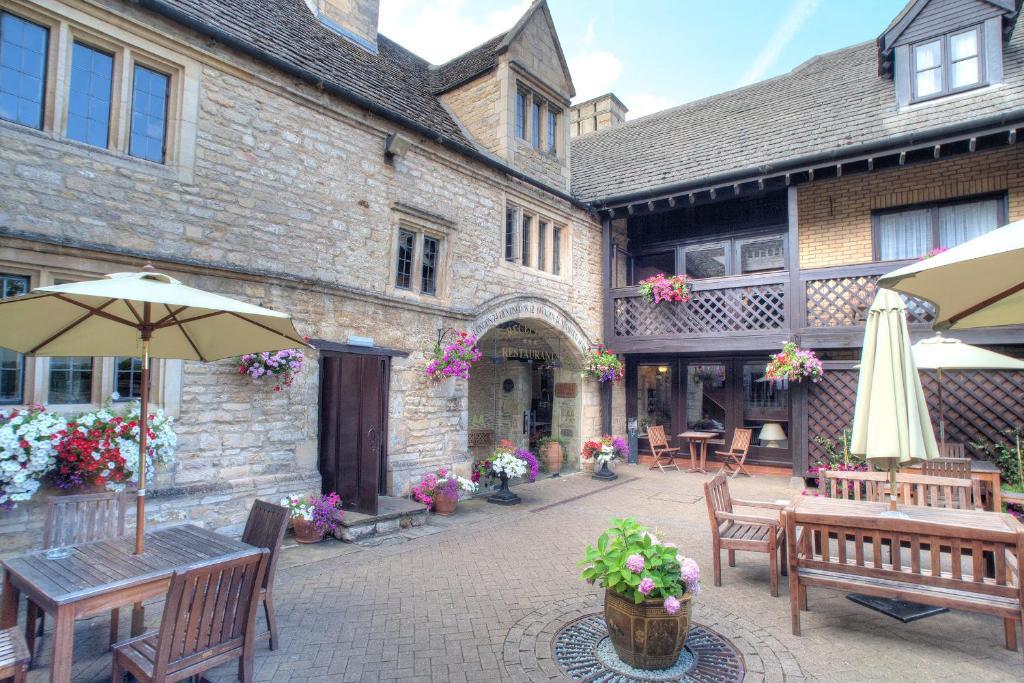 The Bell Inn, Stilton, Cambridgeshire Peterborough Exterior photo
